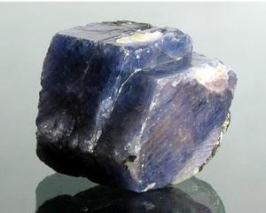 Корунд или яхонт