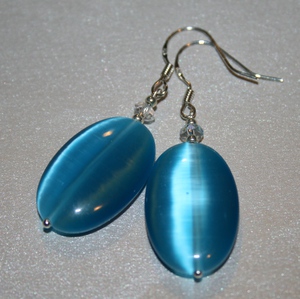 Сережки из камней